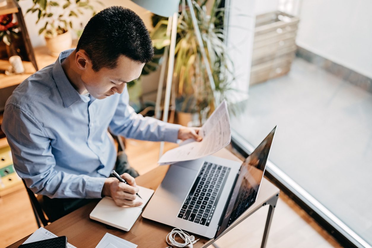 Do Insurance Brokers Charge a Fee?